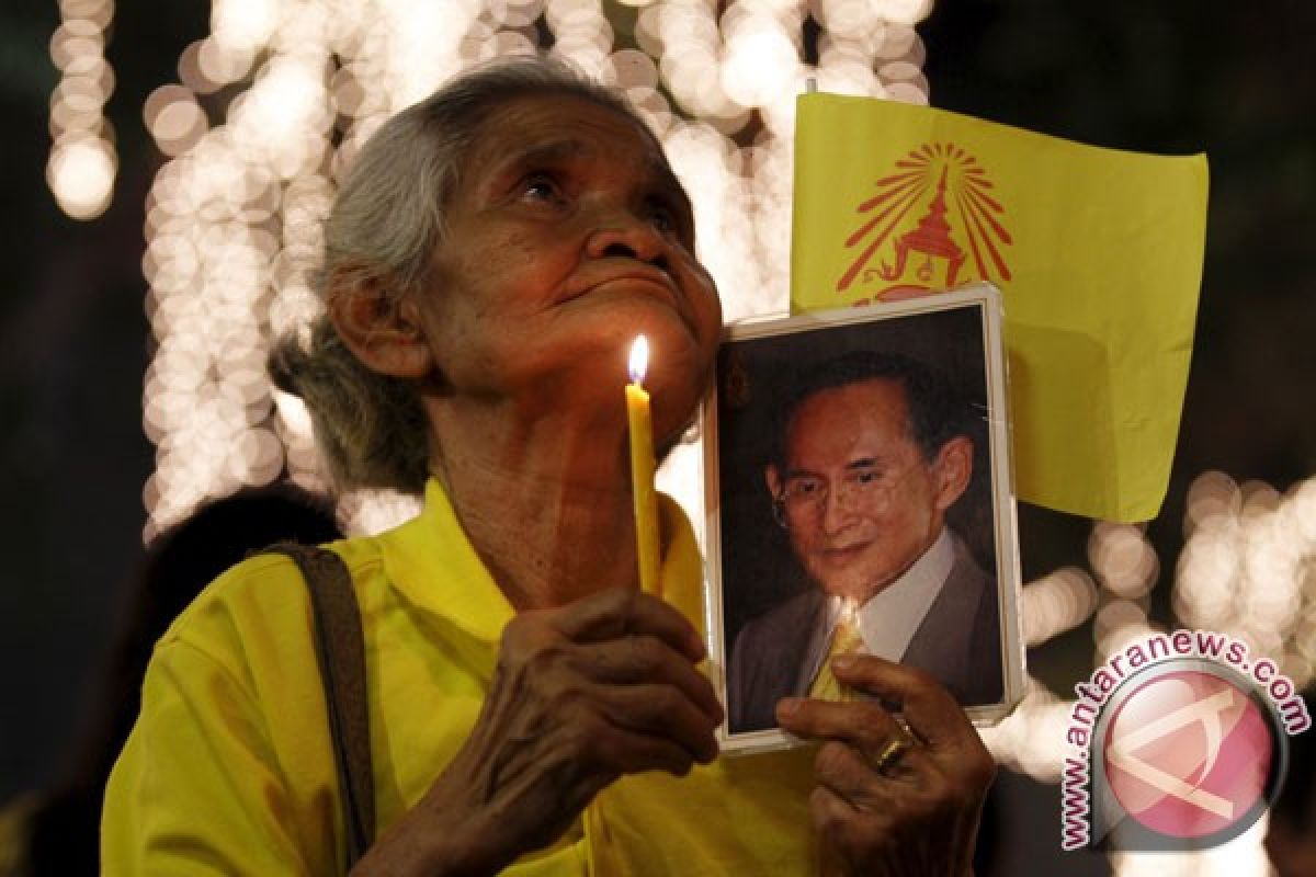 Thais celebrate 70 year of King`s reign, but anxious about his health