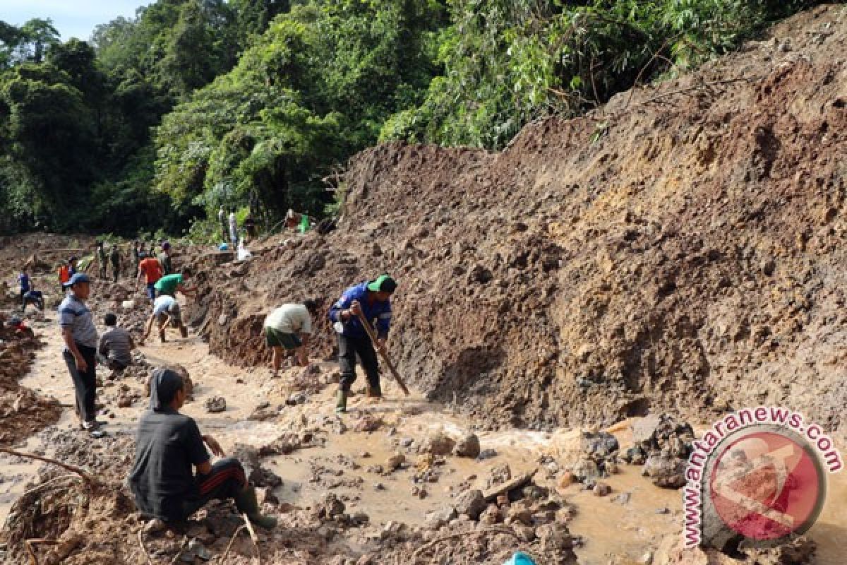 Polda minta data antemortem korban longsor Bengkulu