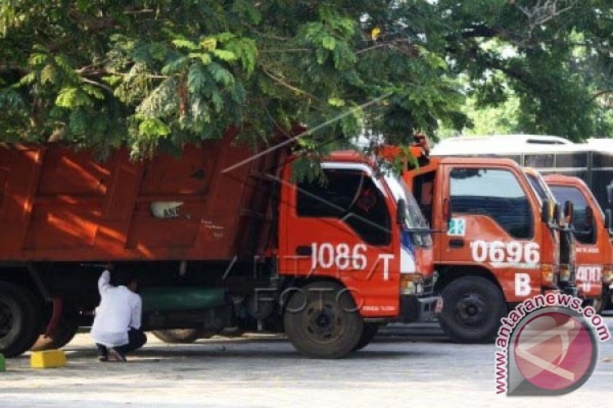 Waduh, 19 Truk Hibah DKI Di Bekasi Rusak