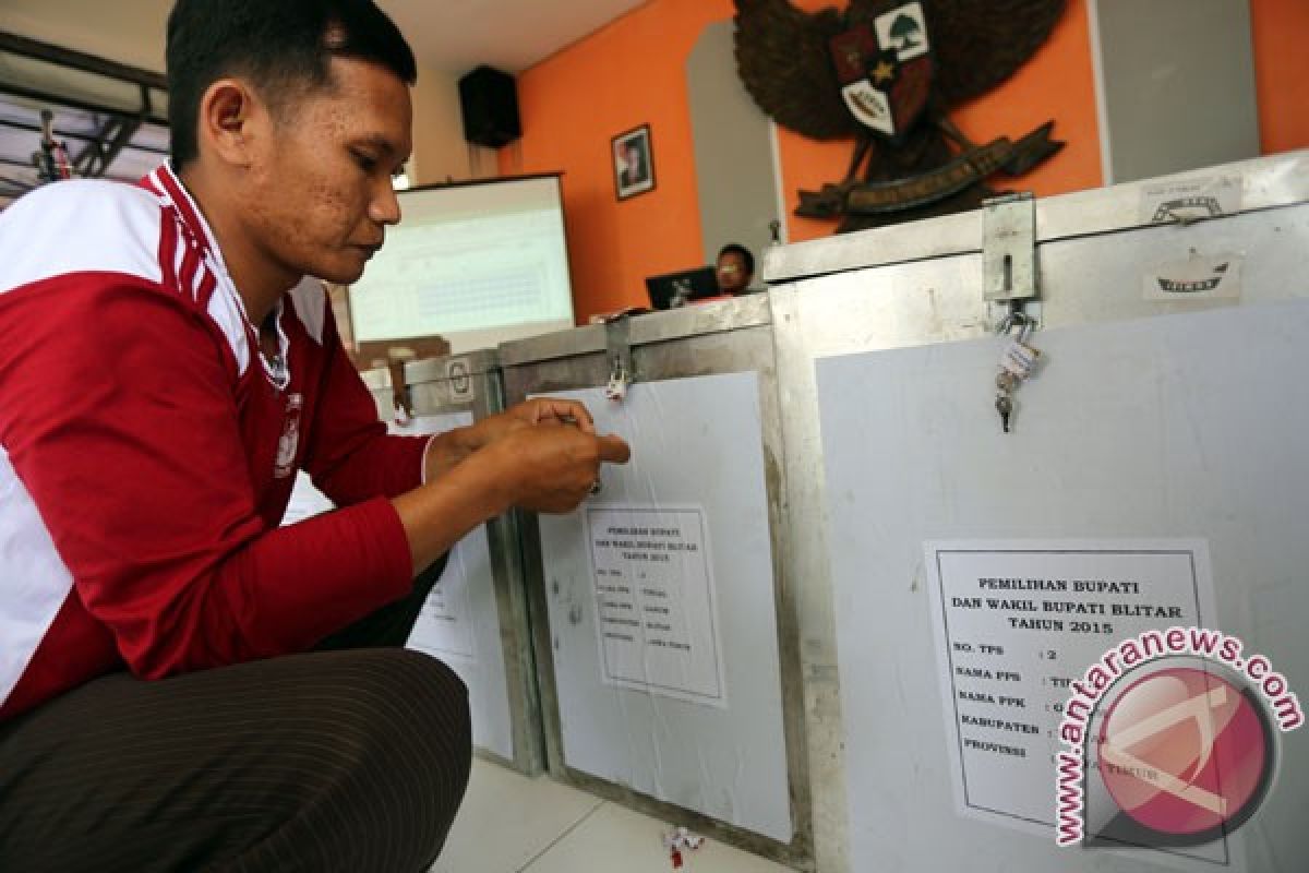 Surat suara dari pulau terluar Pangkep tiba