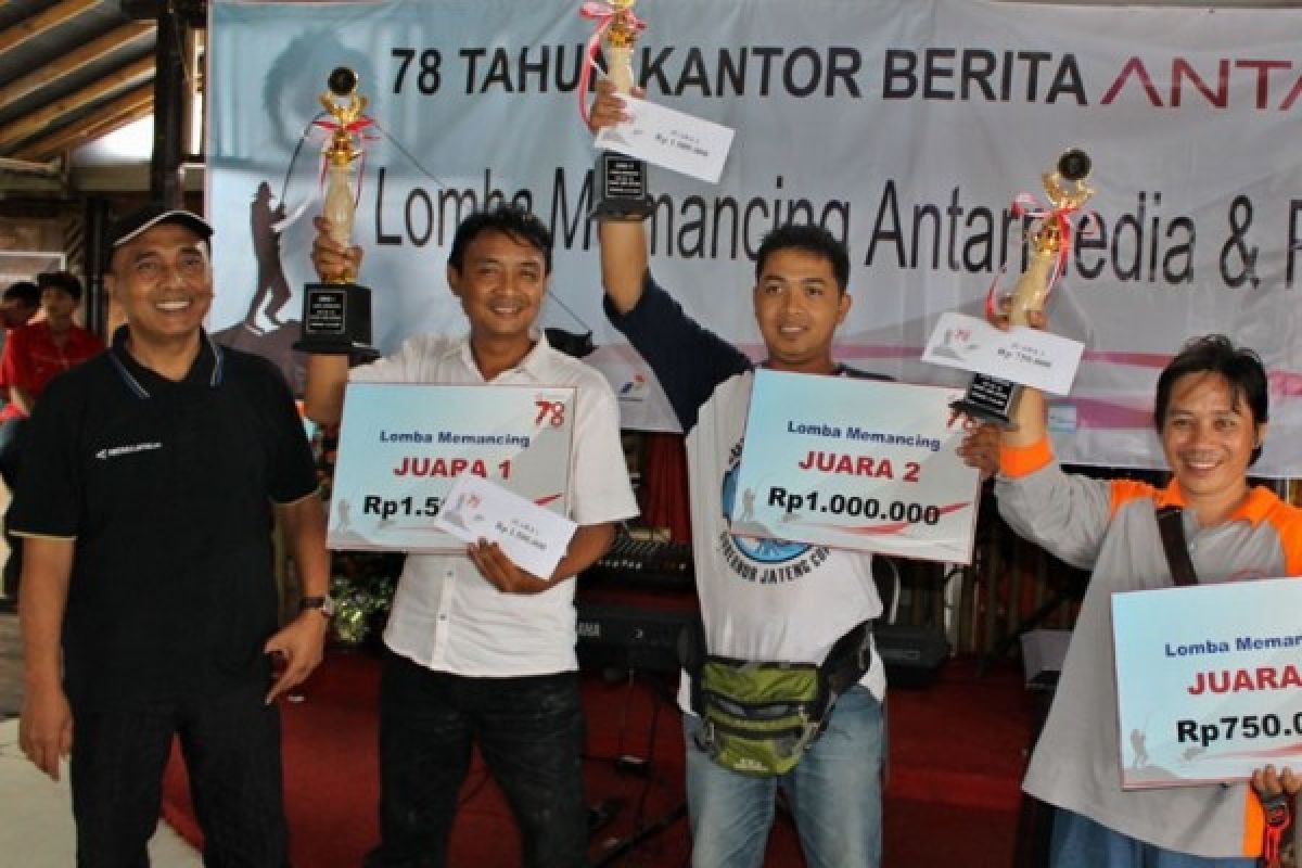 Dio Juara Lomba Mancing HUT Antara