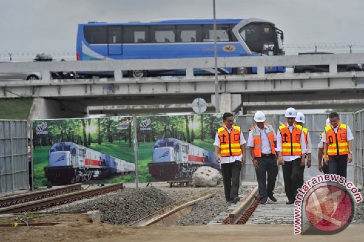 Presiden tinjau proyek kereta Bandara Soekarno-Hatta