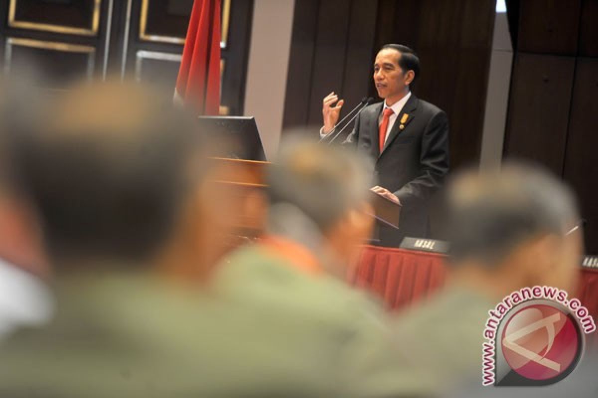 Presiden Jokowi tegaskan TNI harus dukung politik negara