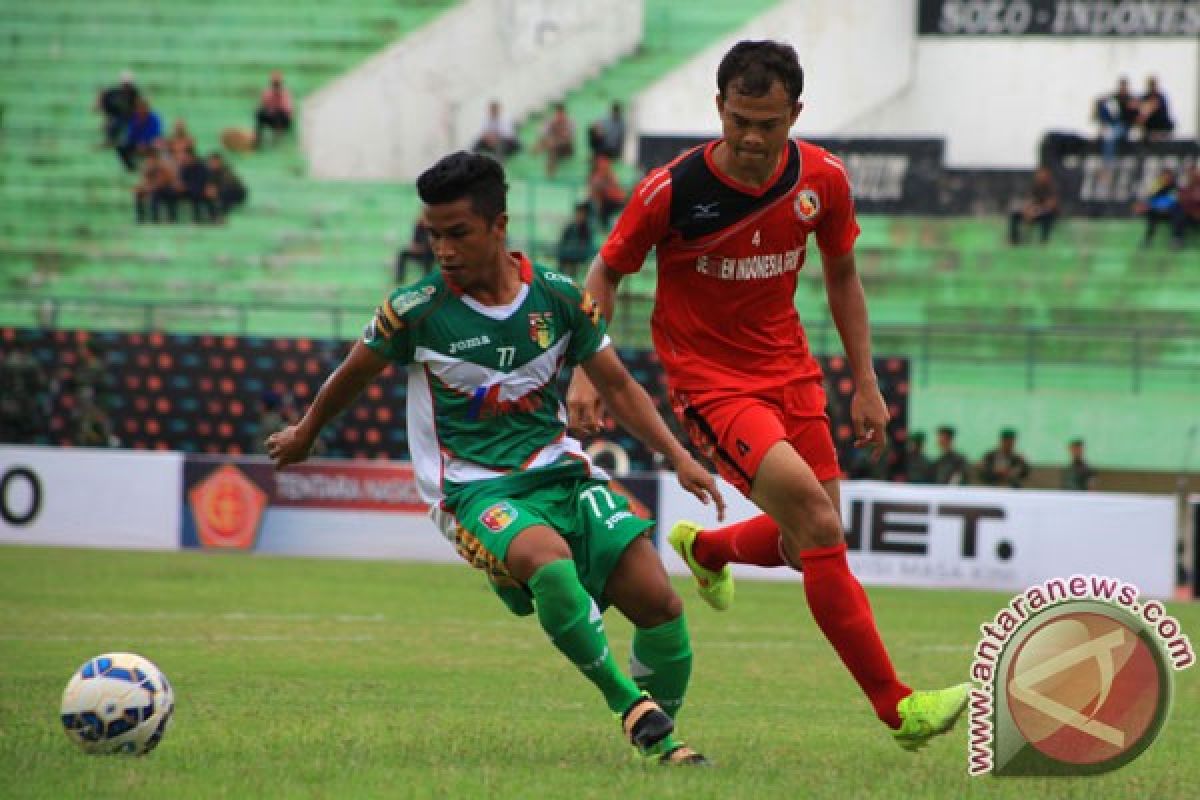 Semen Padang kalahkan Mitra Kukar 2-1