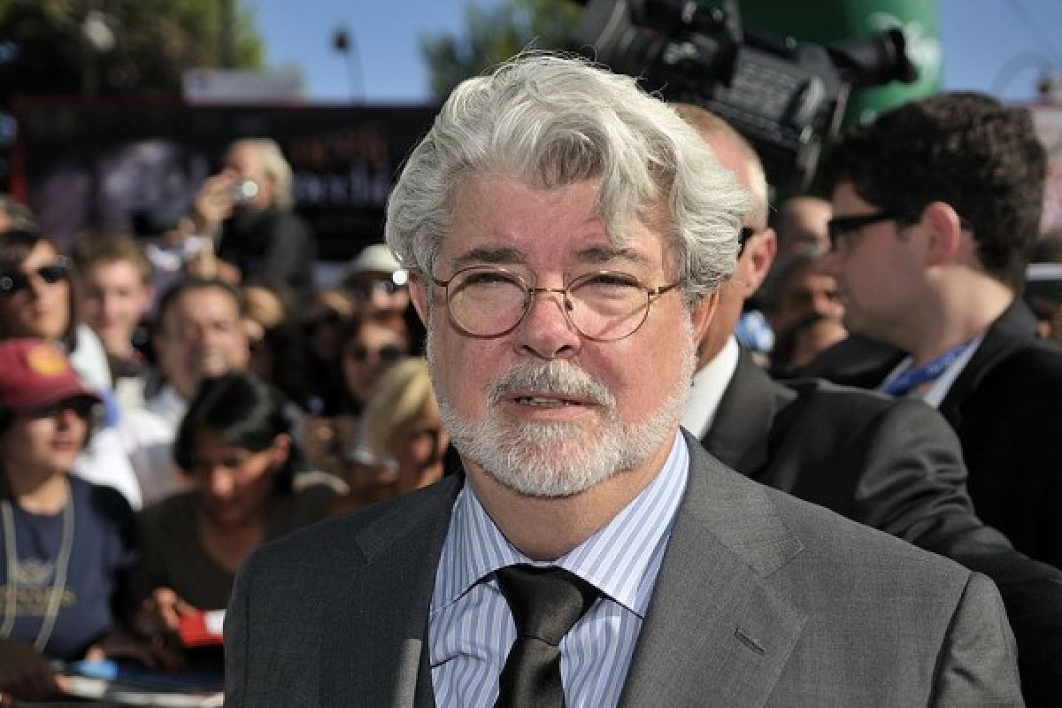 George Lucas dapat "standing ovation" saat premiere Star Wars : The Force Awakens