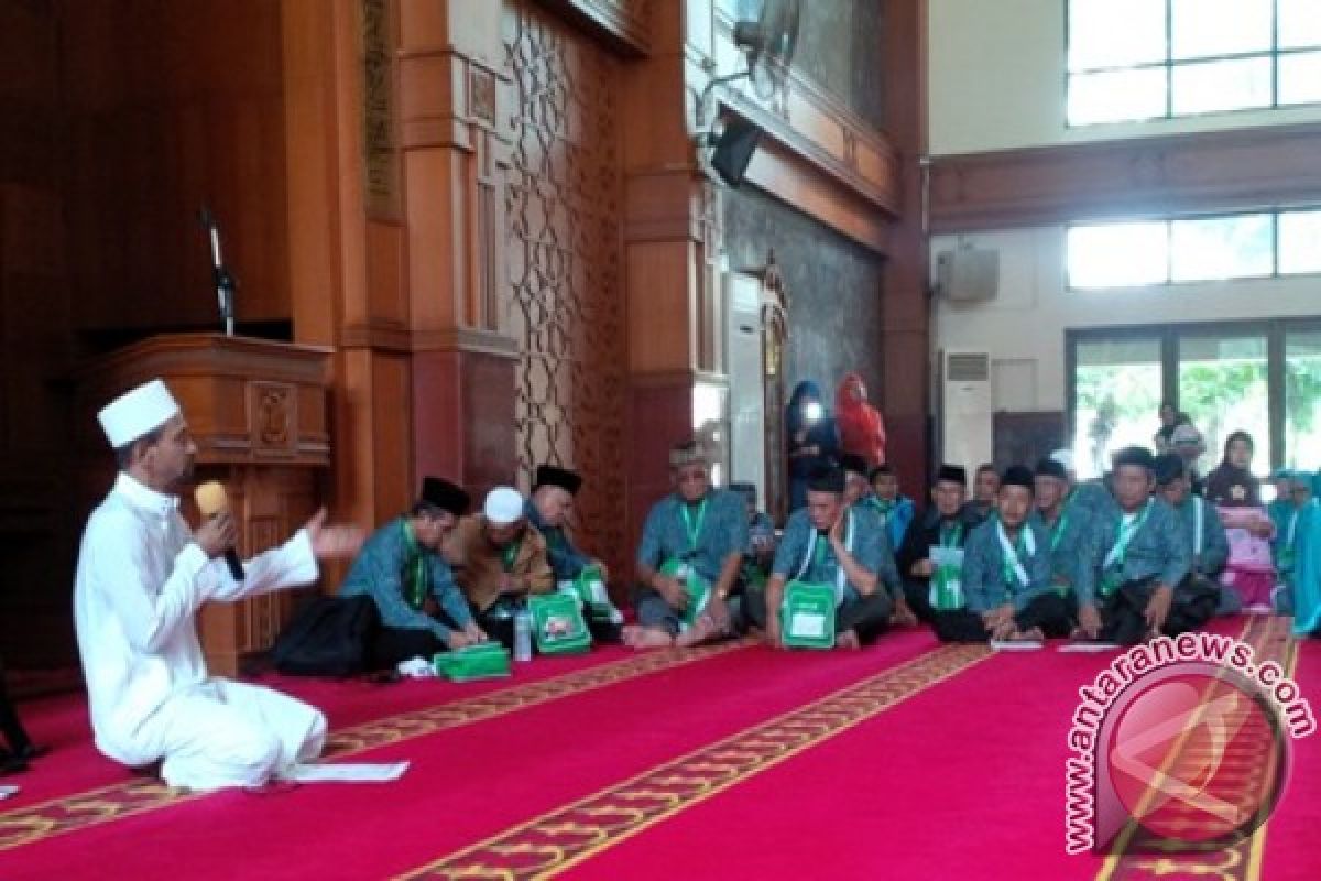 Habib : Kemenag Perlu Sidak Penyelenggara Umrah Ilegal