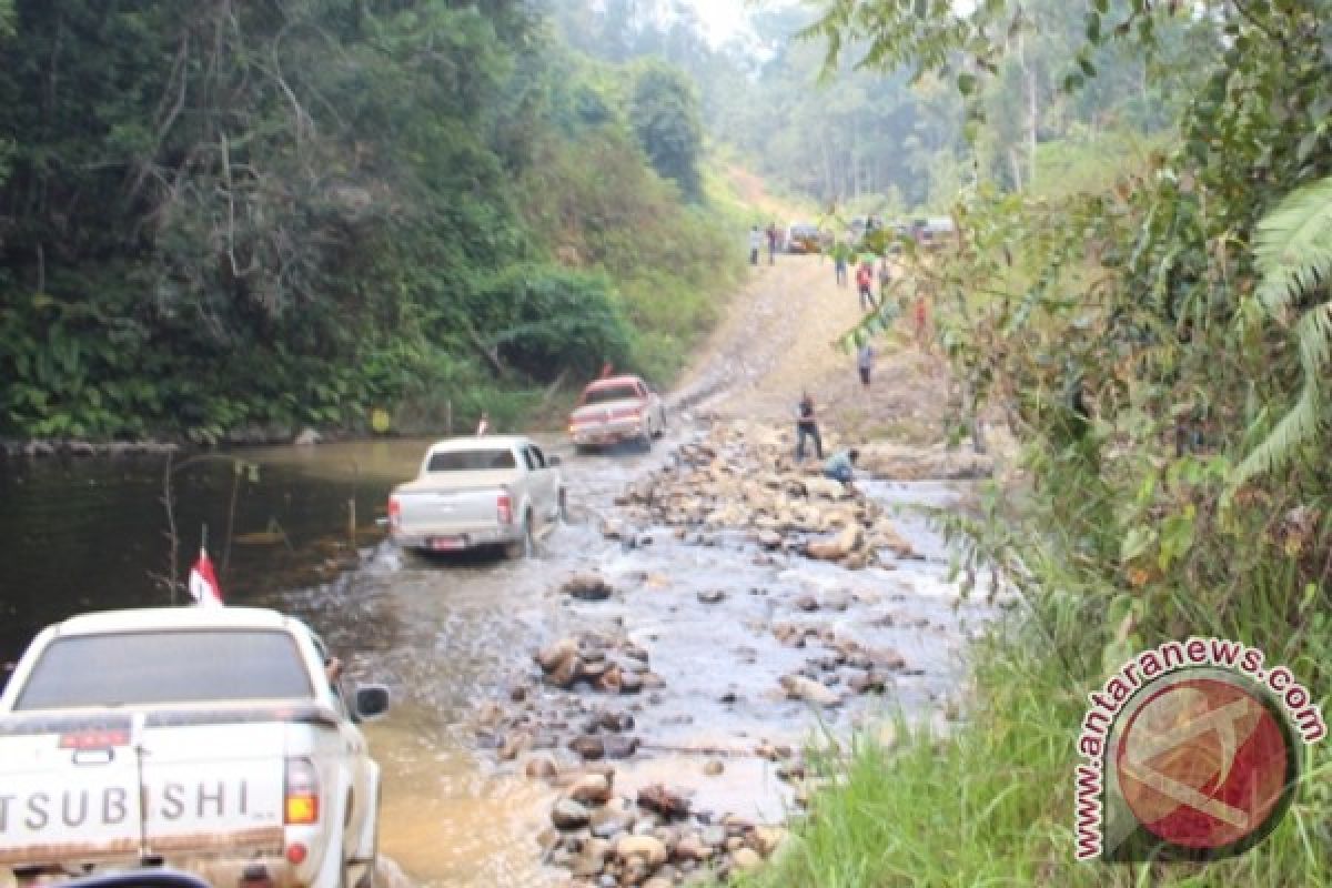 Jalan Tiong Ohang-Long Pahangai Sudah Tembus