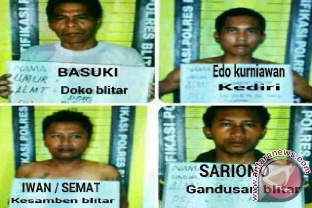 Polisi Blitar Buru Empat Tahanan Kabur 