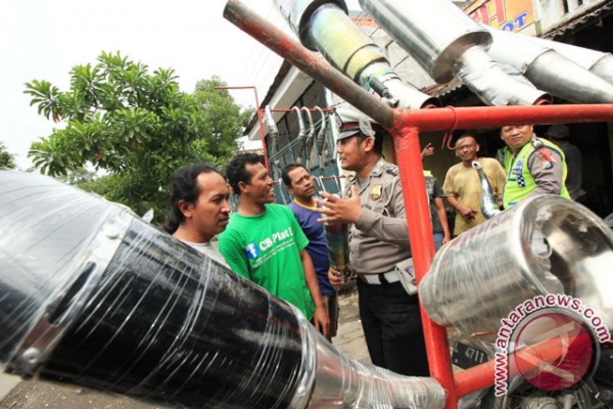 Polres Trenggalek Razia Belasan Motor Knalpot Tidak Standar