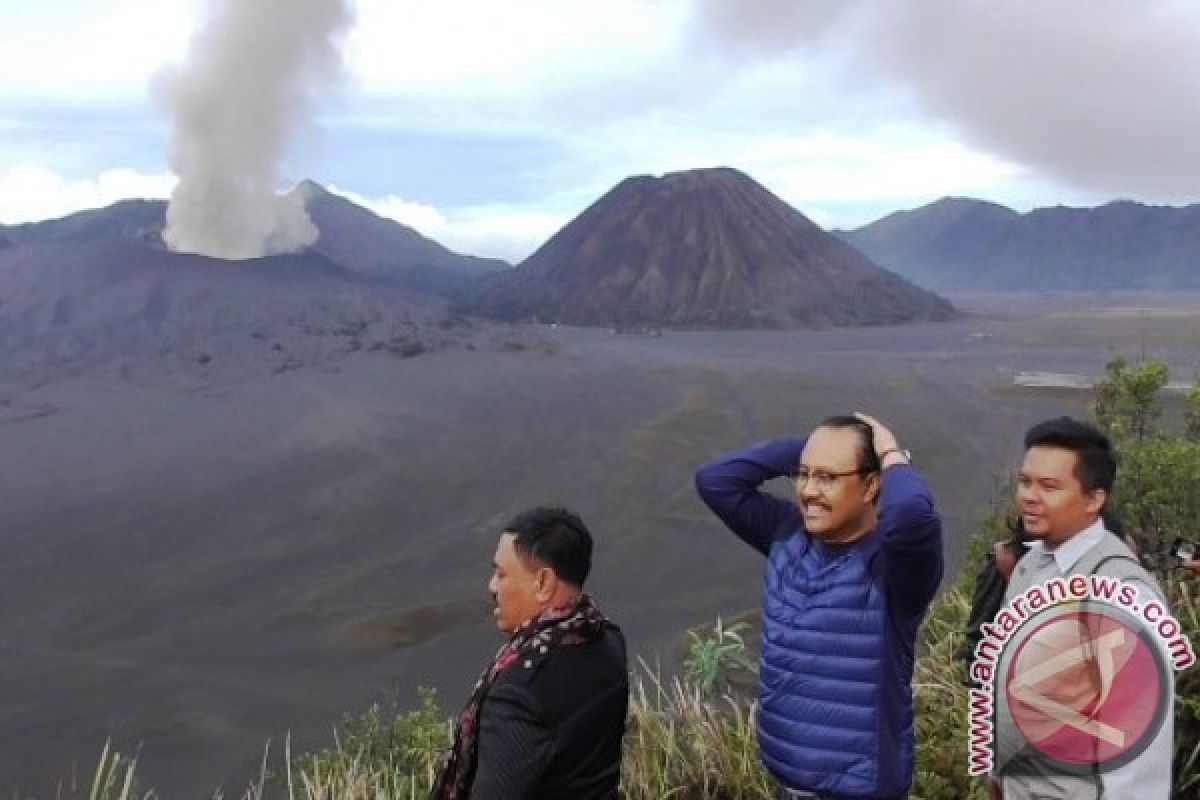 Disbudpar: Kawasan Wisata Bromo Tetap Dibuka