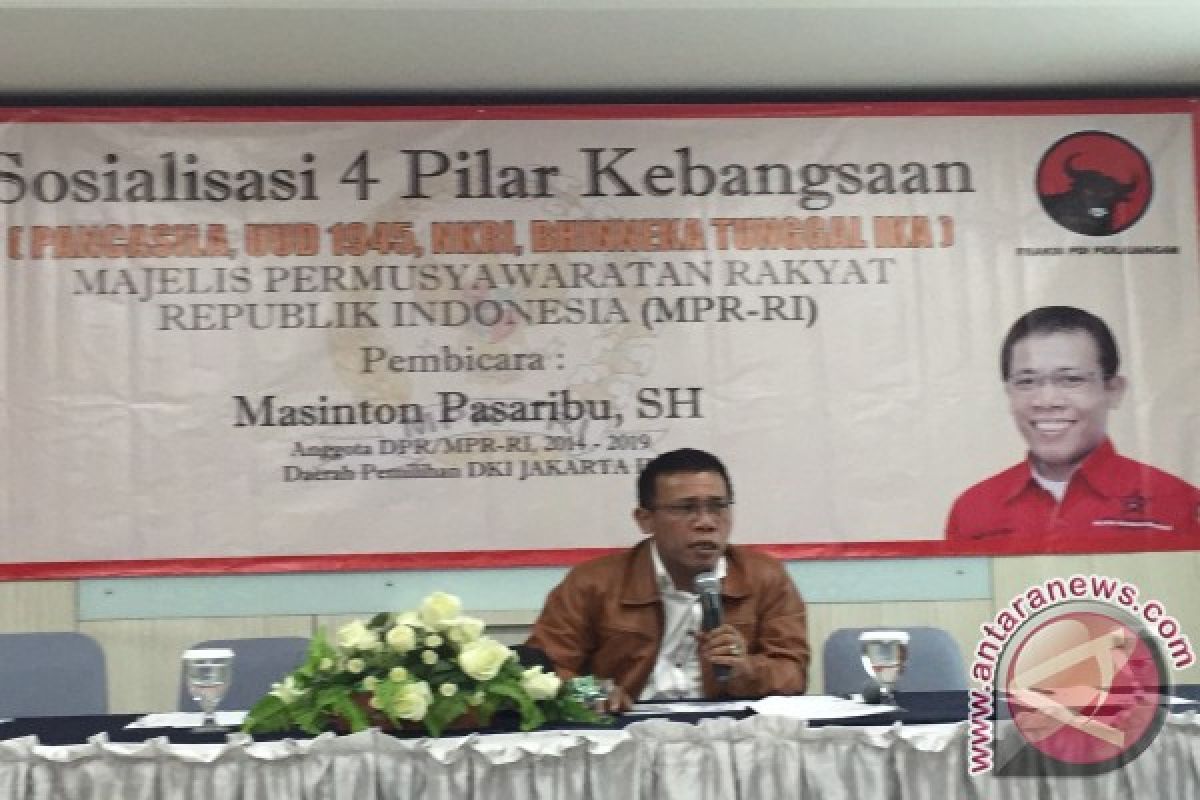 Masinton kritik media sosial