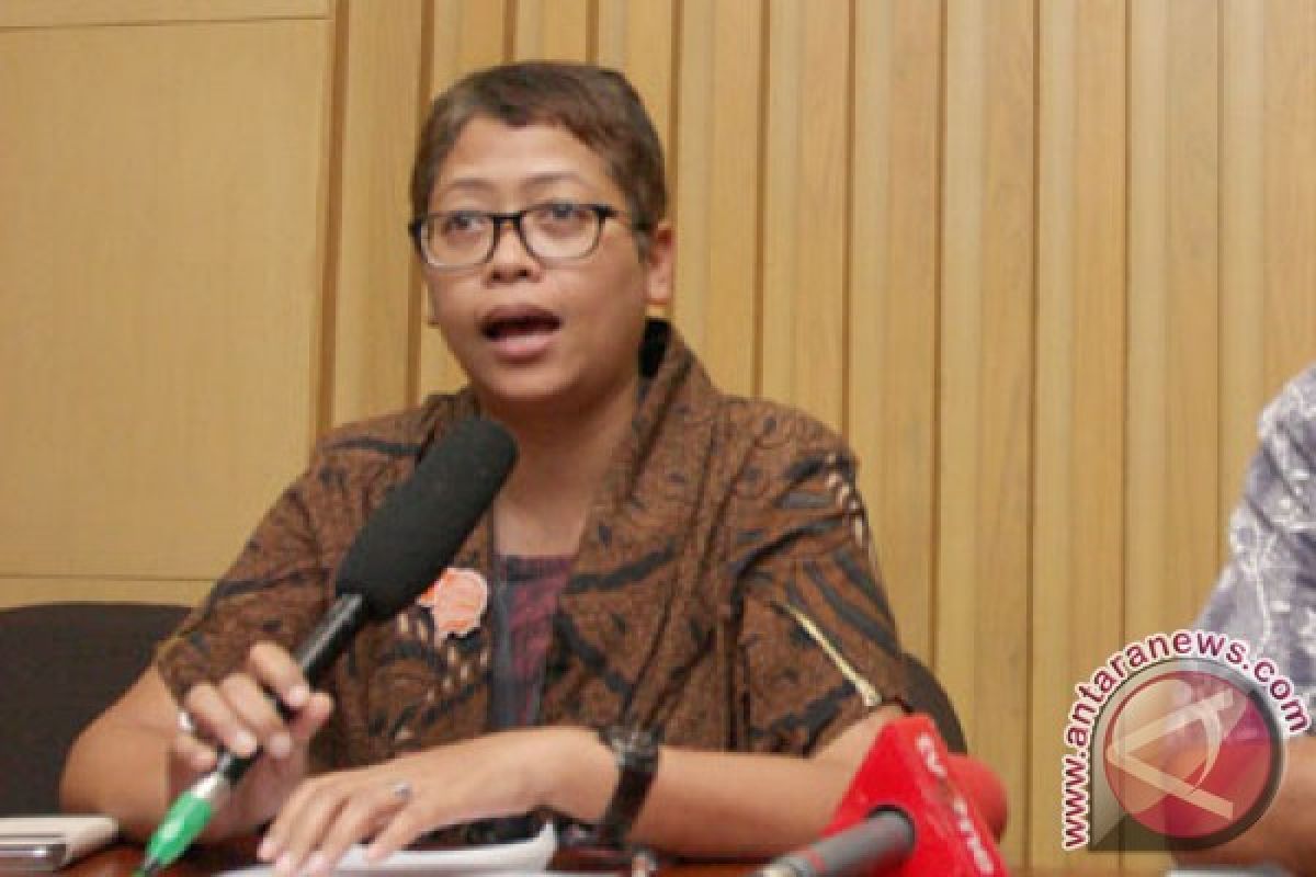 Istri Nurhadi bungkam usai diperiksa KPK