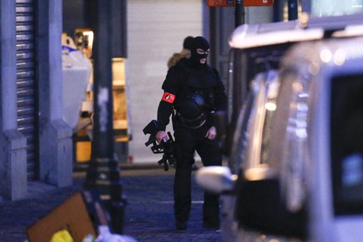 Kepolisian Belgia periksa tiga rumah tersangka serangan Paris