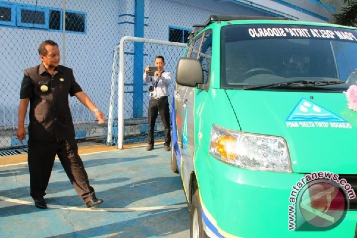 PDAM Sidoarjo Terima Mobil Operasional Dari BNI