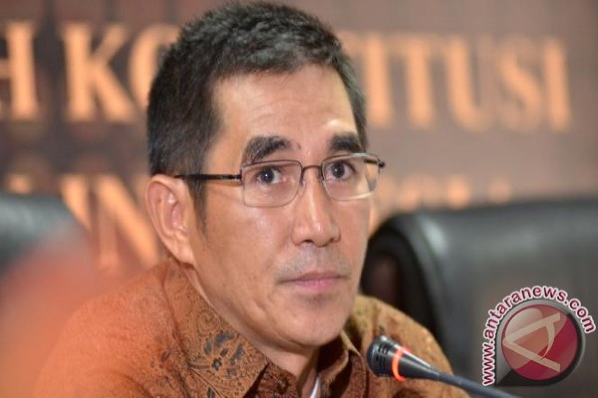 KPK Periksa Mantan Ketua MK Hamdan Zoelva