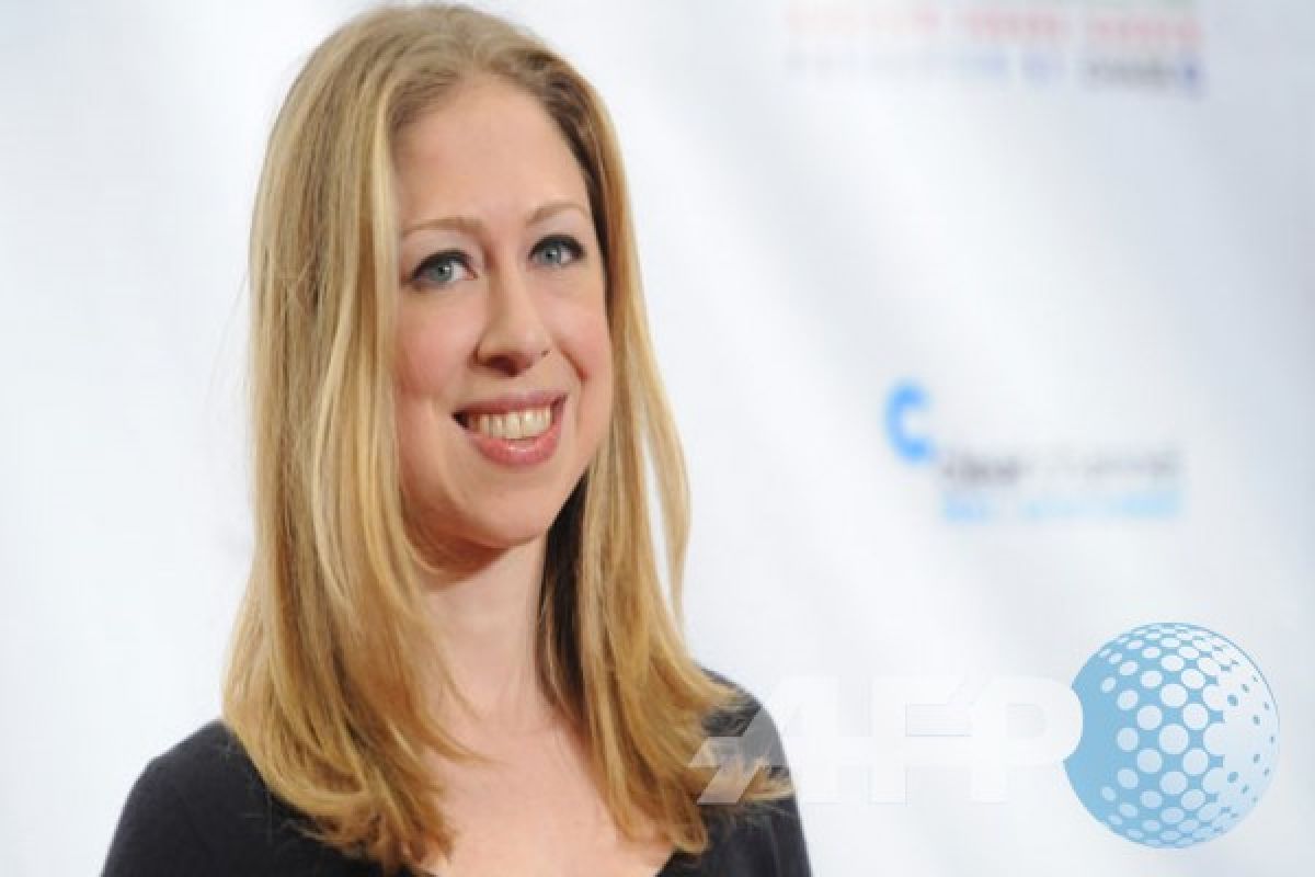 Clinton daughter Chelsea says expecting second child