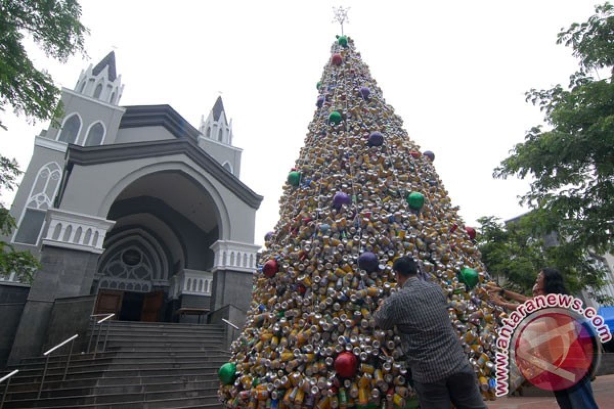 BLH imbau penggunaan pohon Natal ramah lingkungan