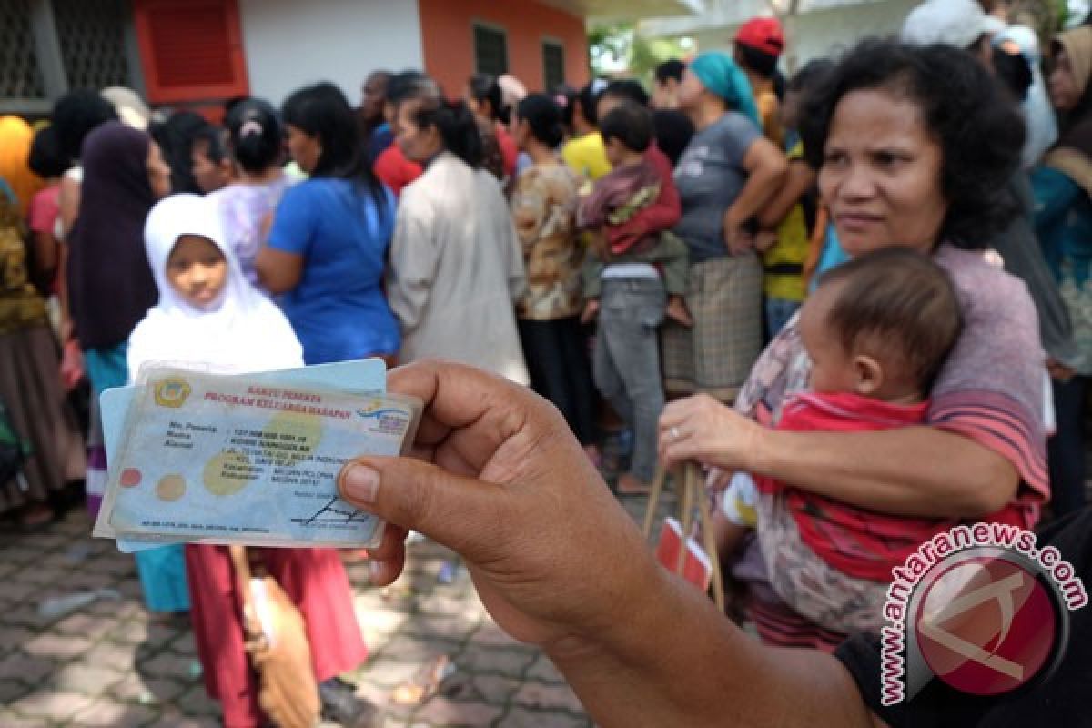 Mensos: PKH dipotong bila anak sering membolos