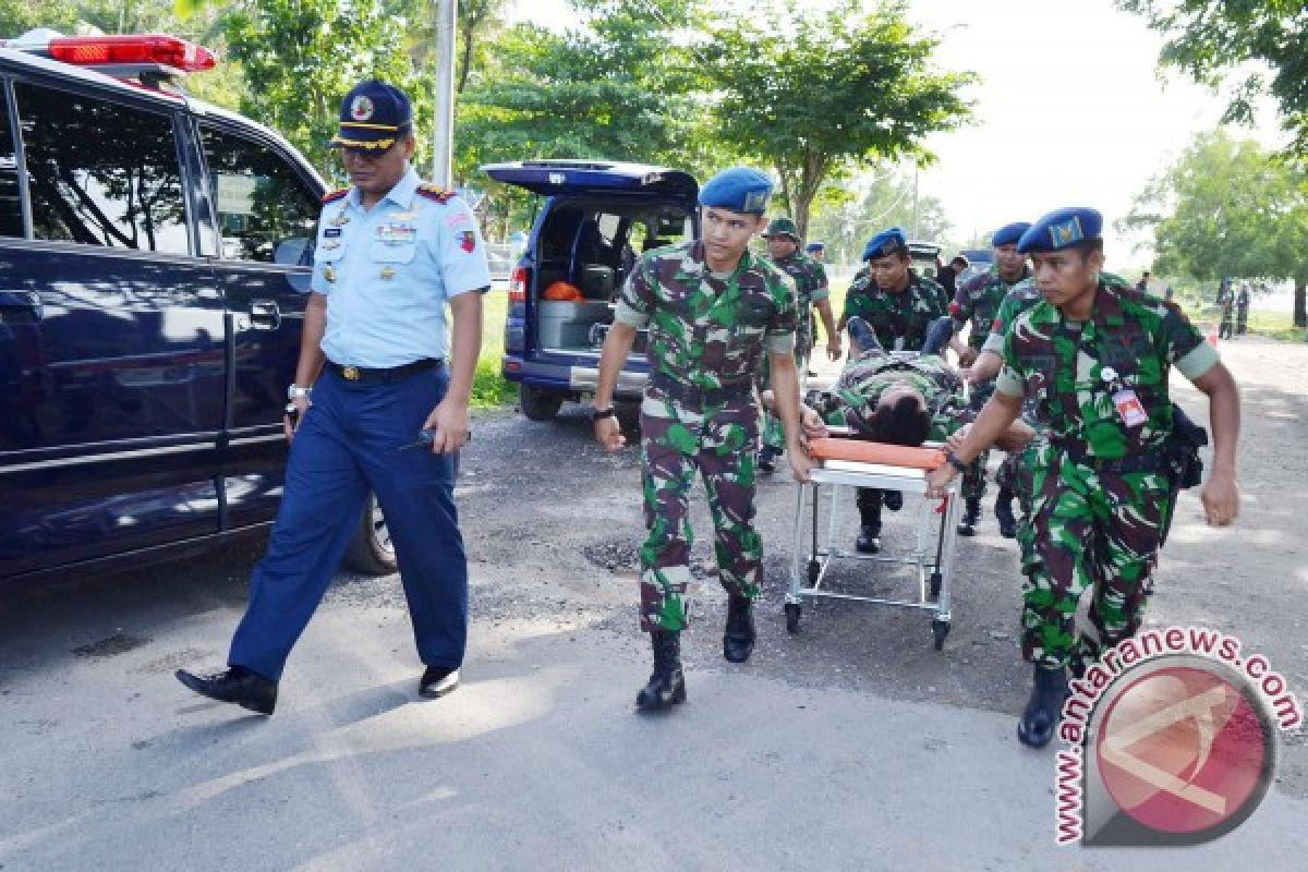 Simulasi Pesawat Jatuh di Lanud Sjamsudin Noor