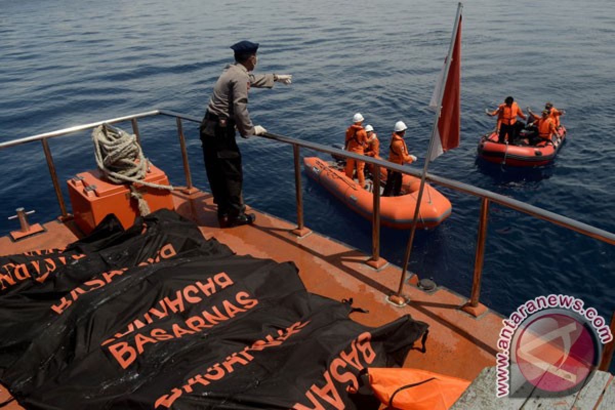 Pencarian korban KM Marina diperpanjang tiga hari