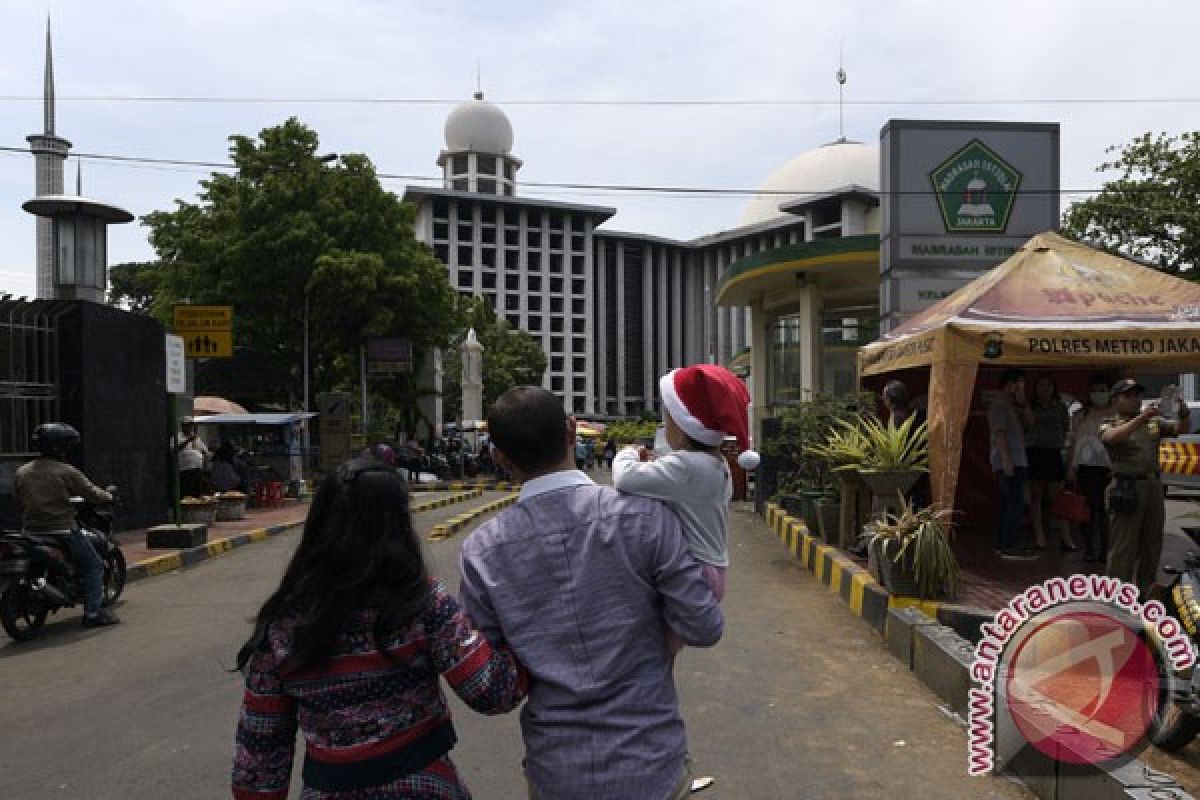 Istiqlal sediakan lahan parkir bagi jemaat Katedral