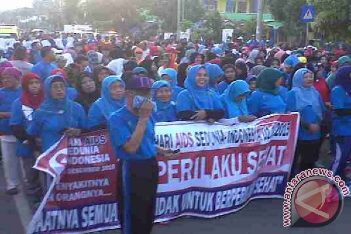 Jalan Santai Peringatan Hari AIDS.