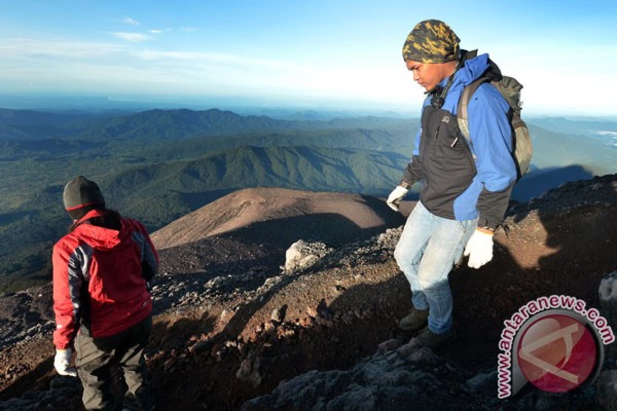 Jalur pendakian Gunung Kerinci kembali dibuka