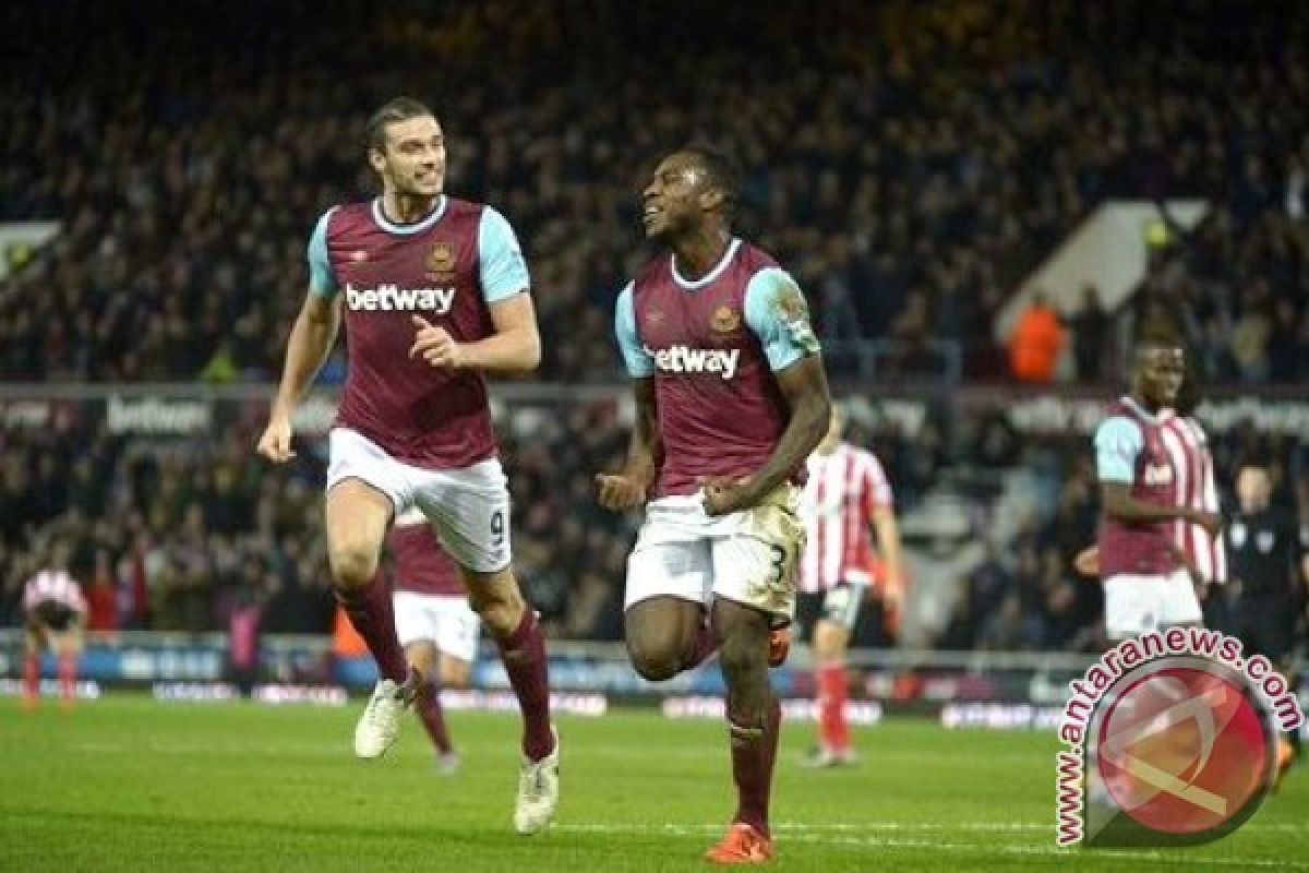 West Ham ke posisi tujuh setelah menang 2-1 atas Southampton