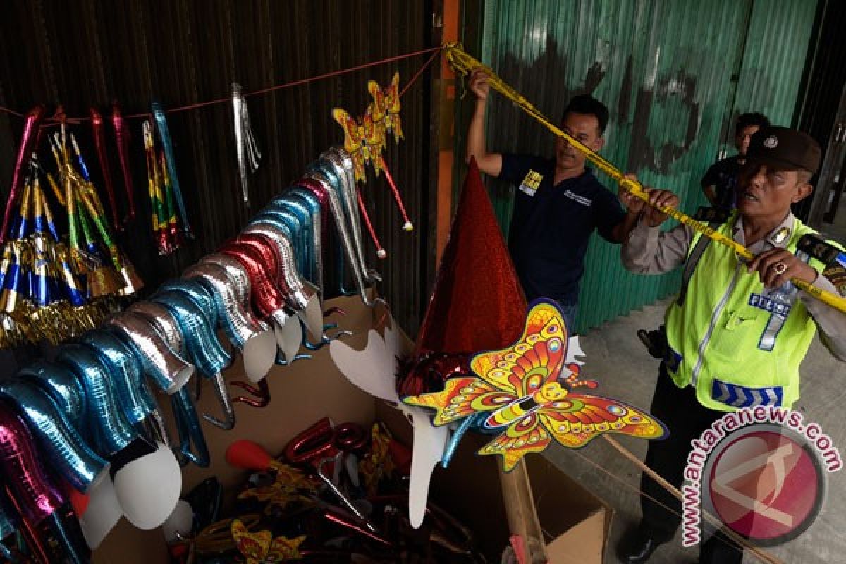 Polres Bangkalan temukan 110 terompet terbungkus kertas Alquran