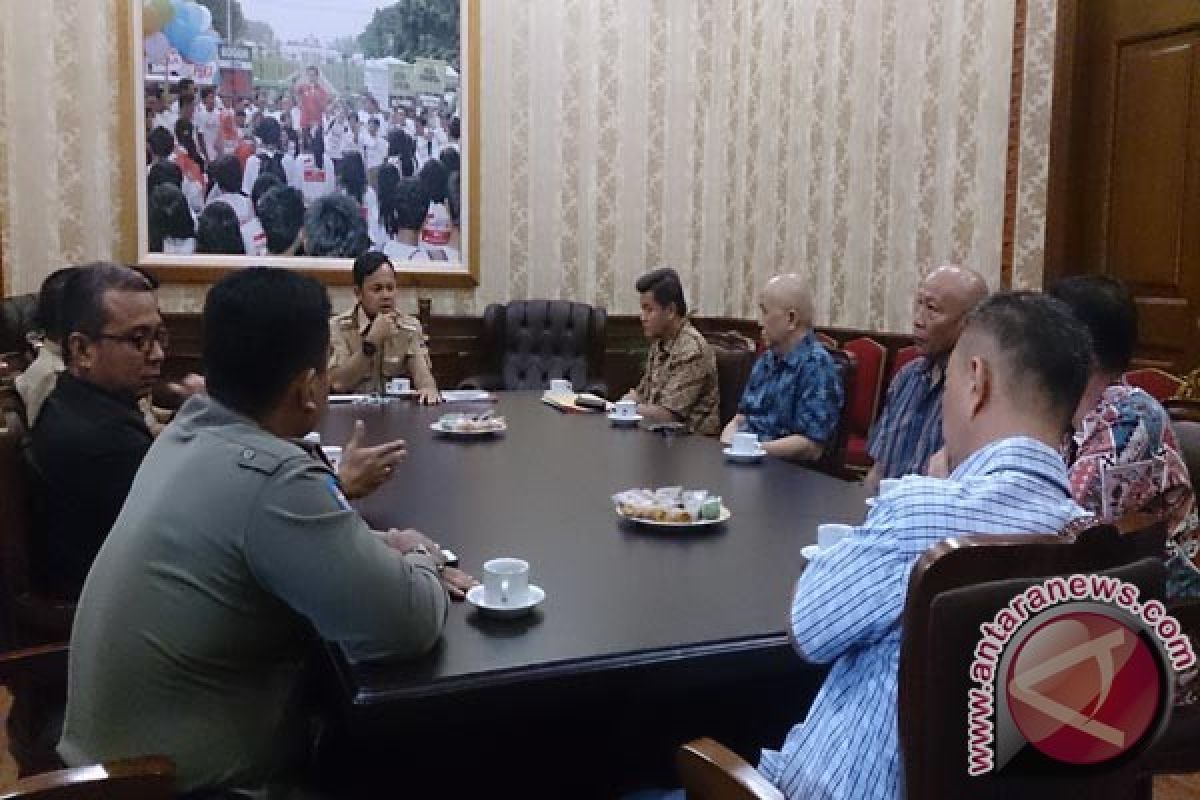 Pemkot Bogor Rapat Gunakan Air Dispenser