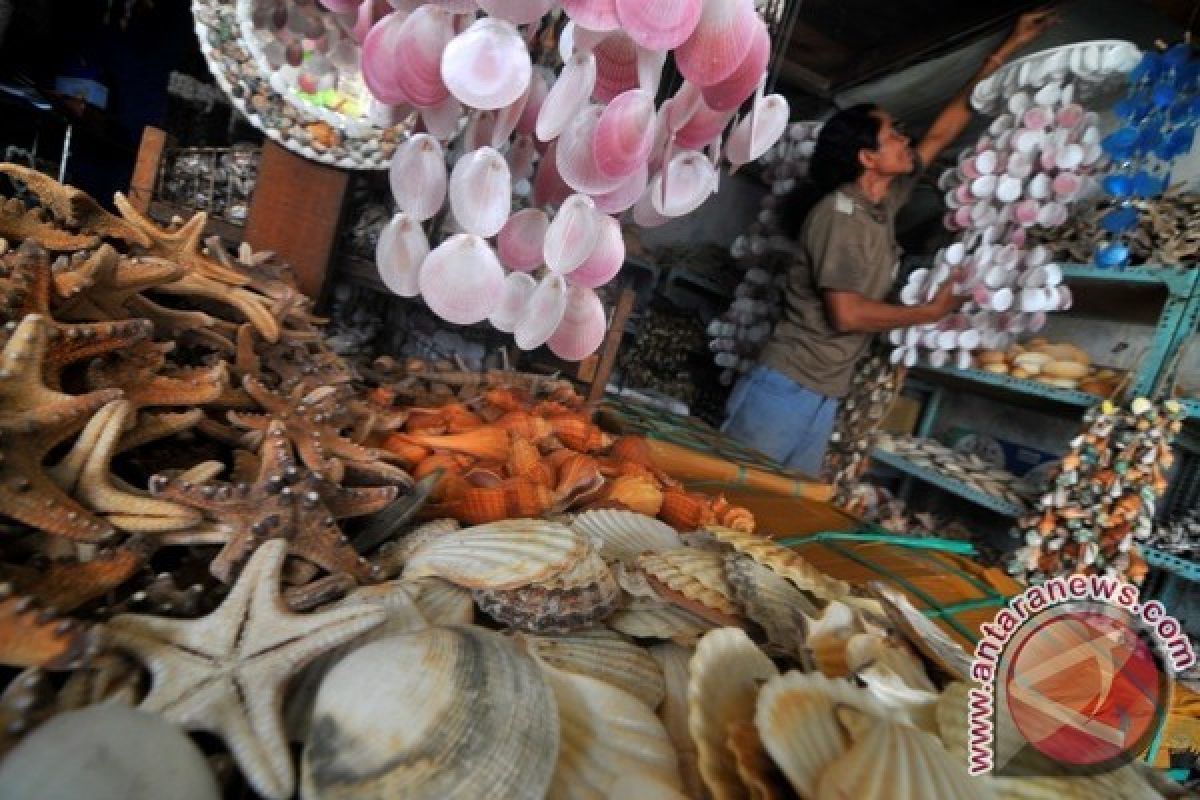 Kerajinan Kerang Solo Diminati Mancanegara