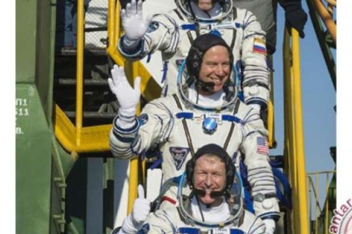  Astronot Inggris, Rusia Dan Amerika Tiba Di Stasiun Antariksa