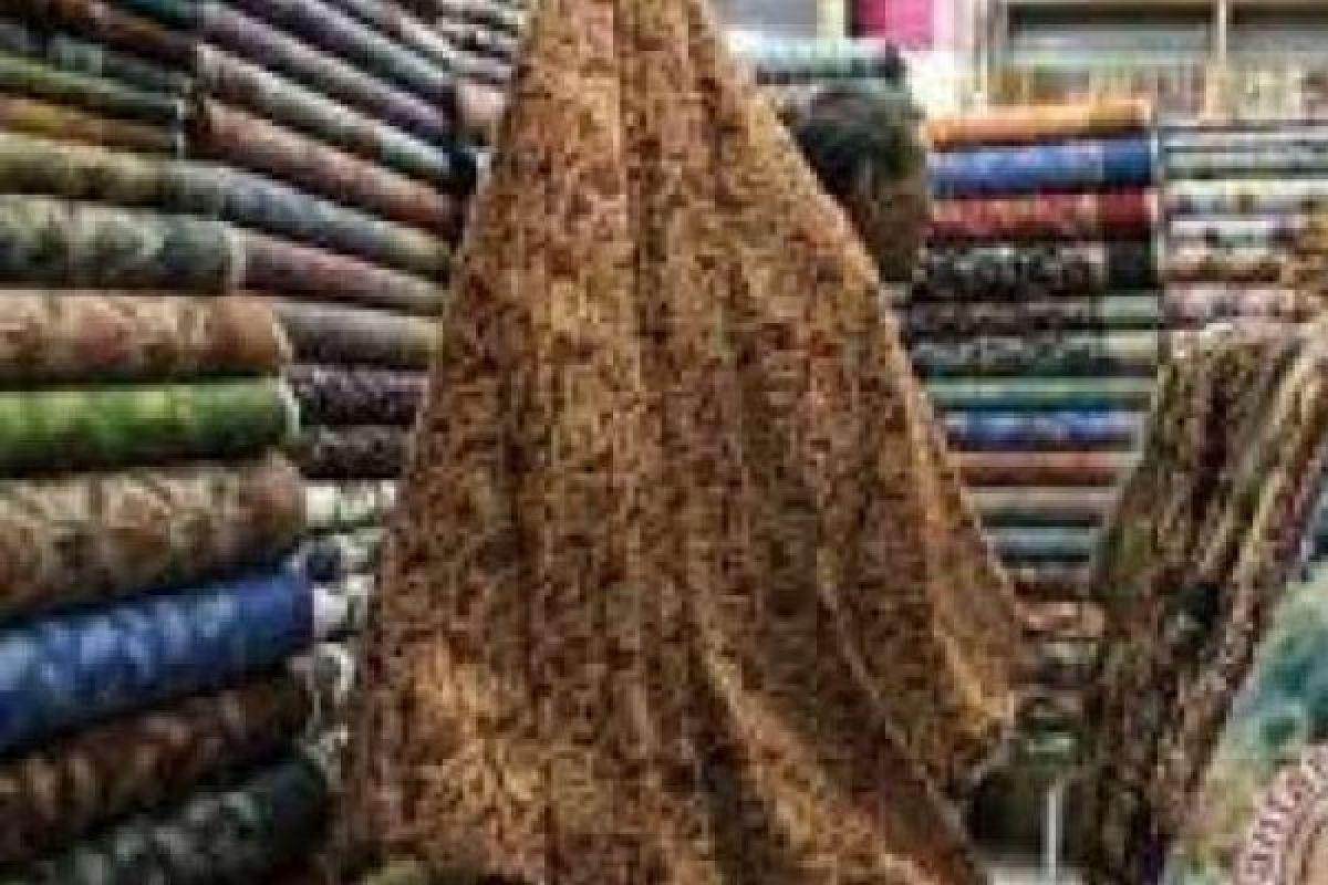   Batik Riau Pukau Pengunjung Pameran "Kemilau Sumatera"