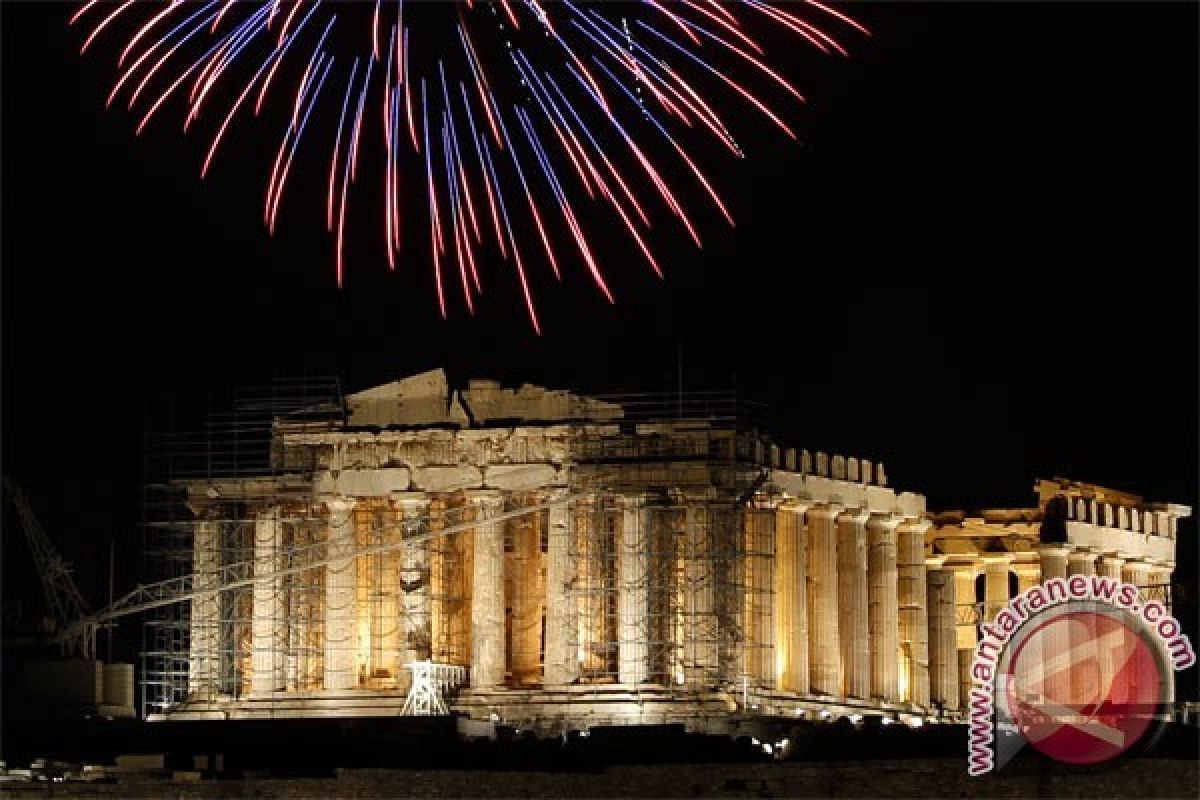 Tahun Baru Datang Bersama Salju Musim Dingin di Yunani