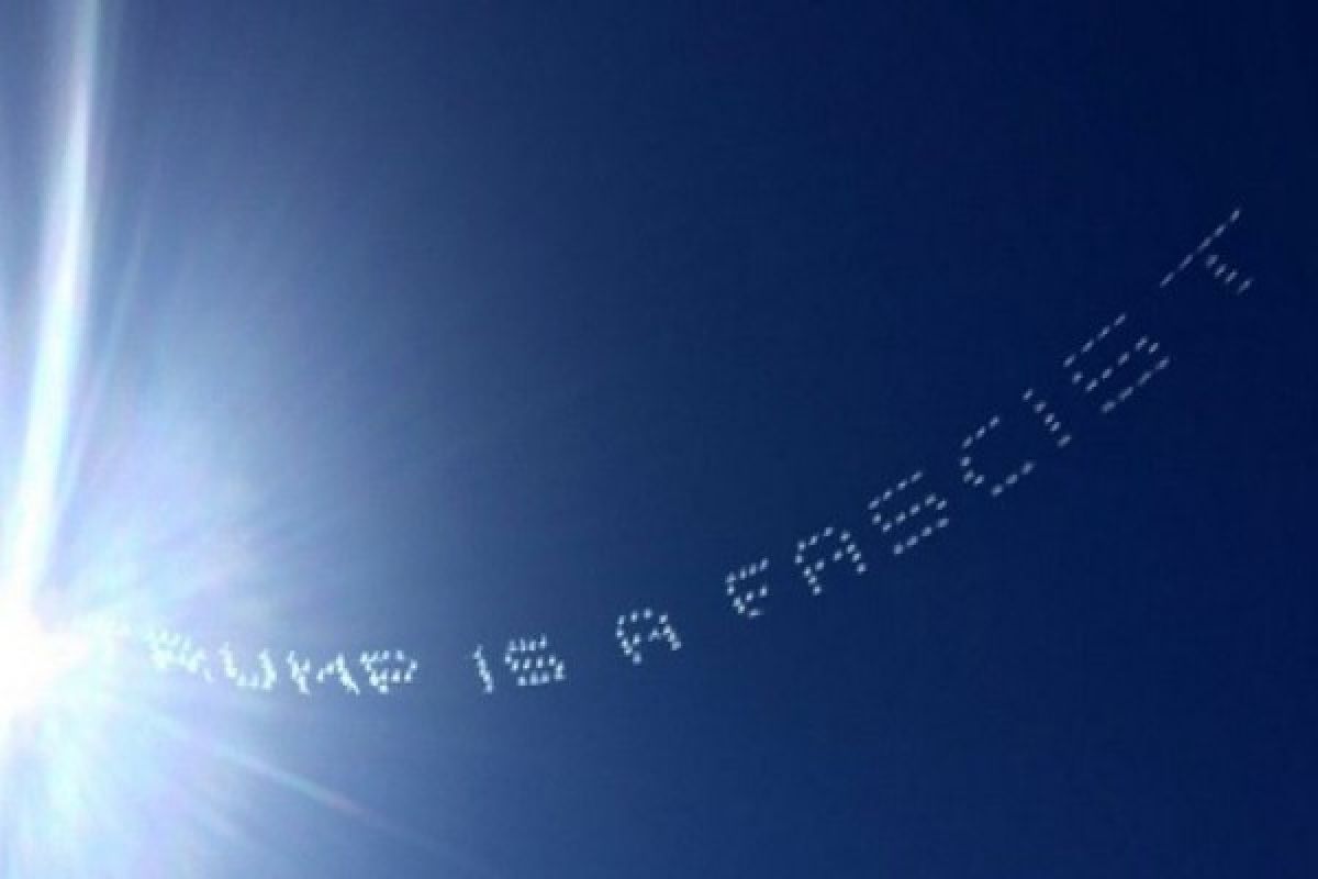 "Trump is disgusting": skywriters slam White House hopeful