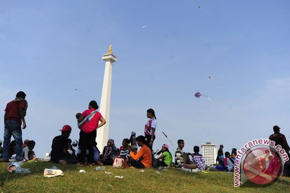 Pengunjung kecewa Monas ditutup di libur Lebaran