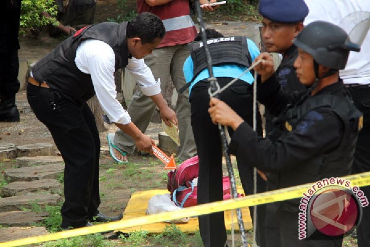 Tas diduga berisi bom gegerkan warga Pasuruan