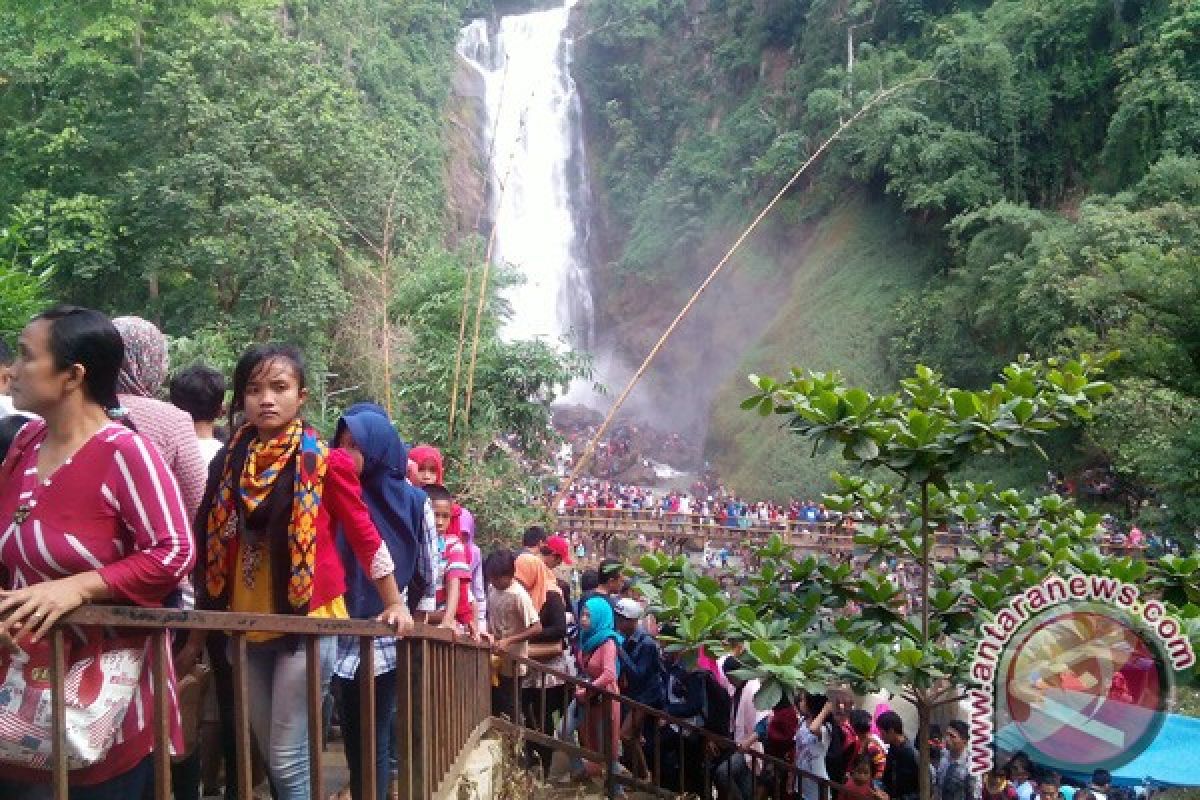 Objek wisata air terjun Bedegung