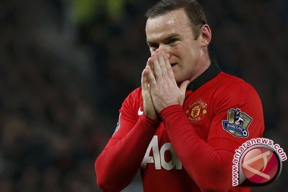  Setelah cedera, Rooney kembali berlatih