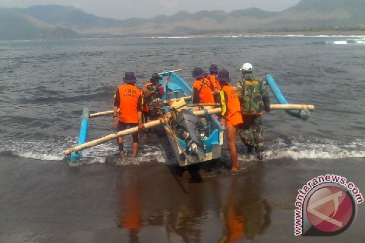Tim SAR Temukan Wisatawan Hilang di Pantai Payangan Jember