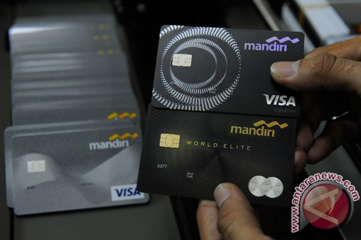 Bank Mandiri catat transaksi  kartu kredit Rp12,3 triliun