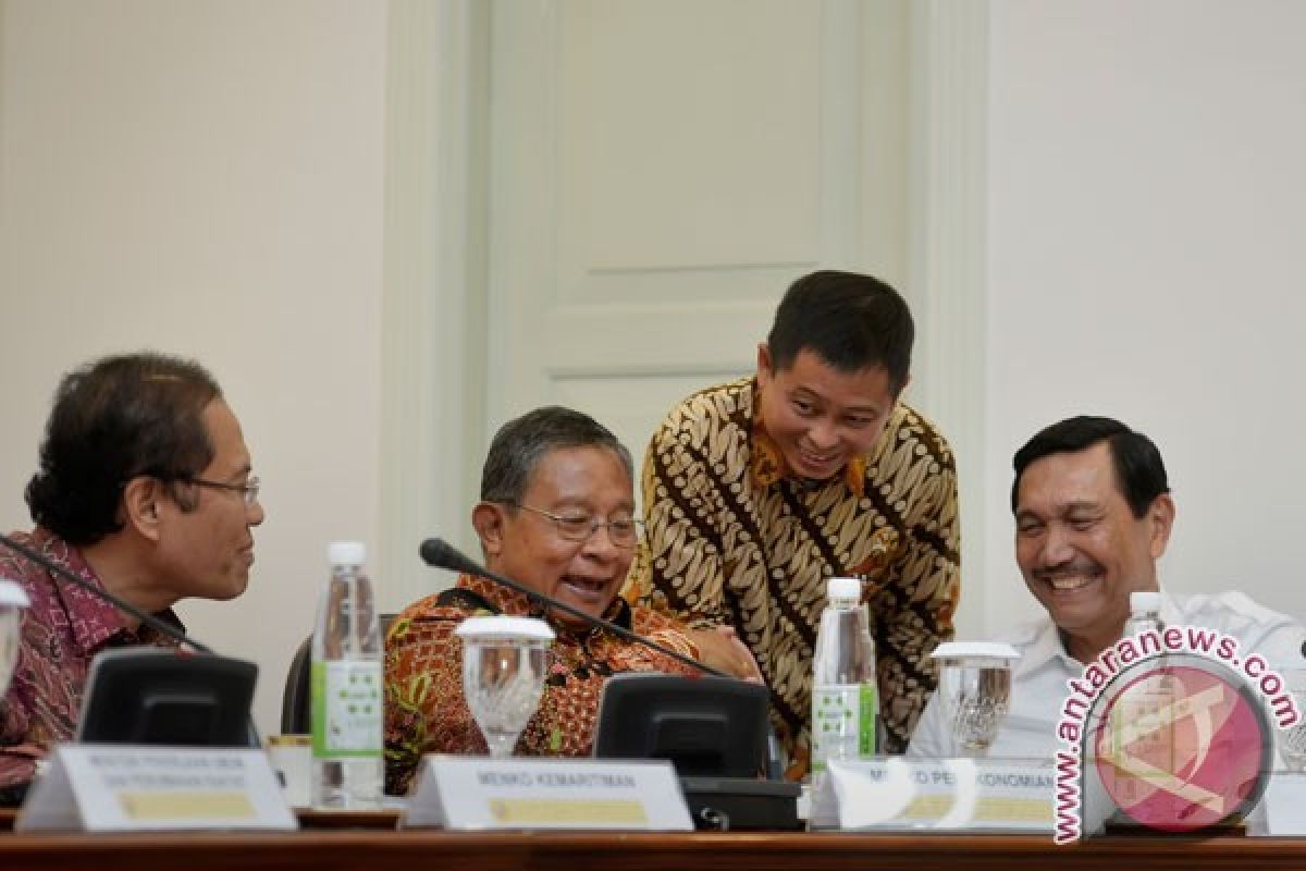 Presiden Joko Widodo terima masukan soal kereta api cepat