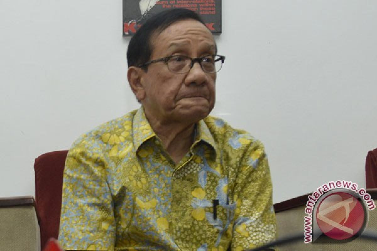 Sahabat Aburizal minta Akbar Tandjung selamatkan Golkar