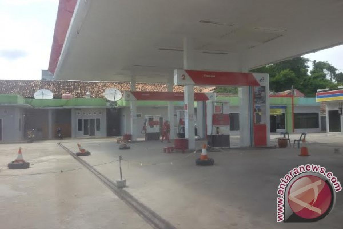 Sejumlah SPBU Dumai kekurangan Premium