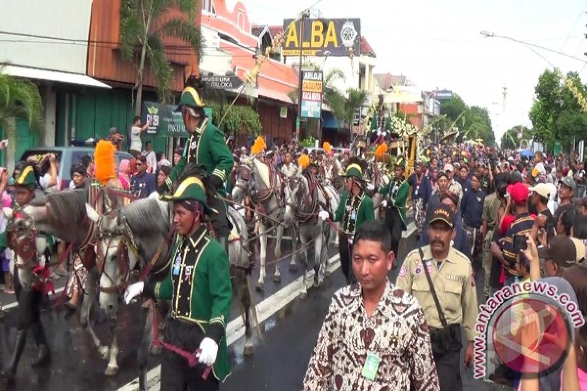 Berbagai kesenian meriahkan "Mangayubagya Jumenengan" PA X