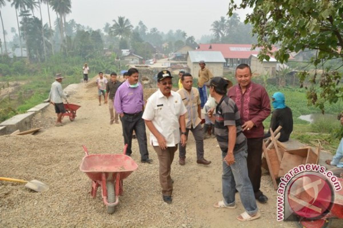 Penggunaan dana desa di Solok Selatan masih didominasi infrastruktur