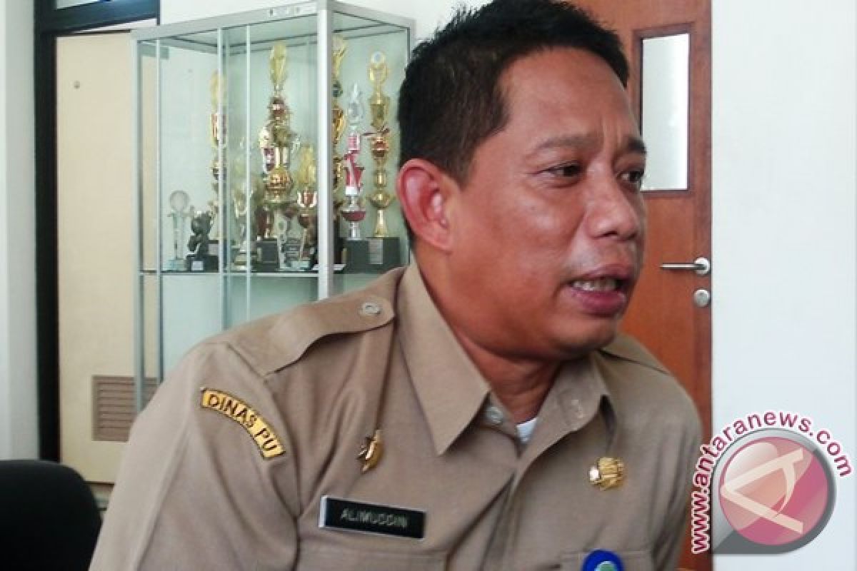 DPU Penajam Optimistis Selesaikan 400 Kilometer Jalan 