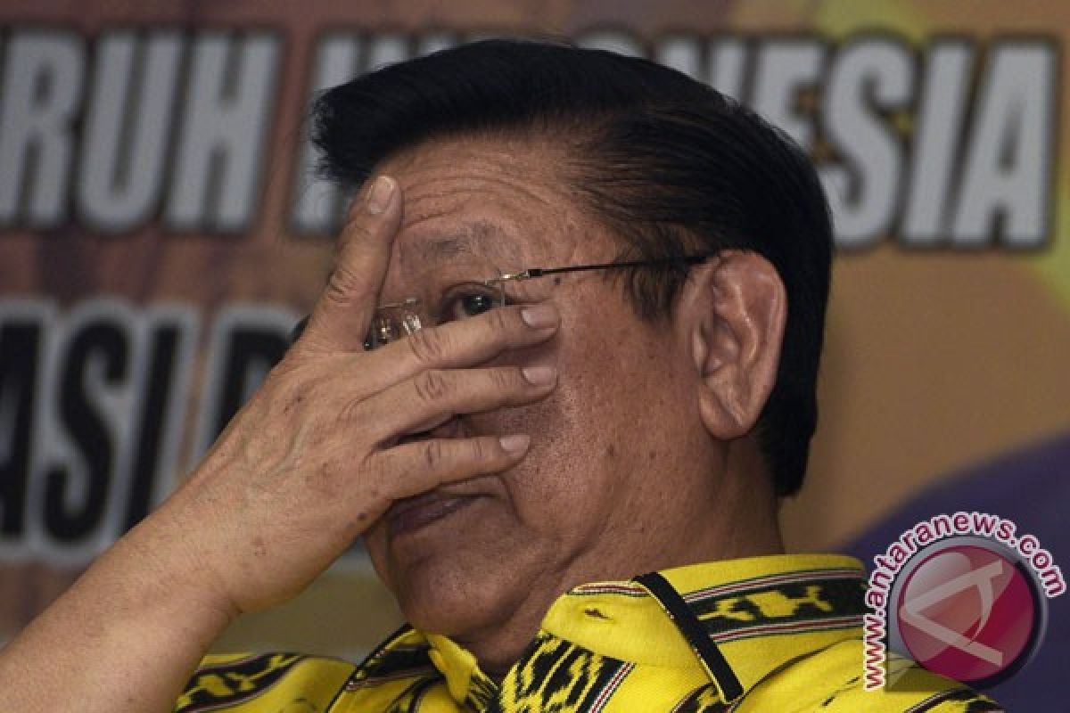 Agung Laksono sesalkan politik uang jelang Munas