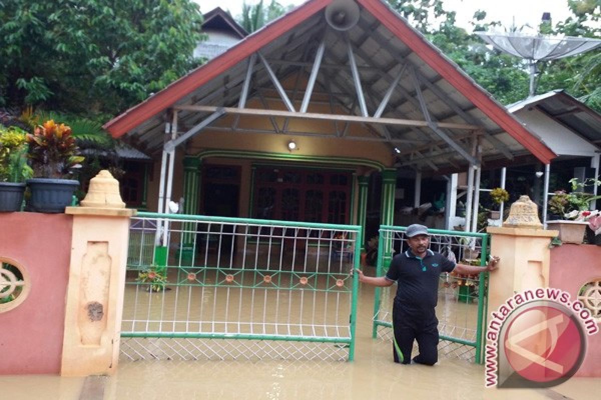Kabupaten Bireuen Dilanda Banjir