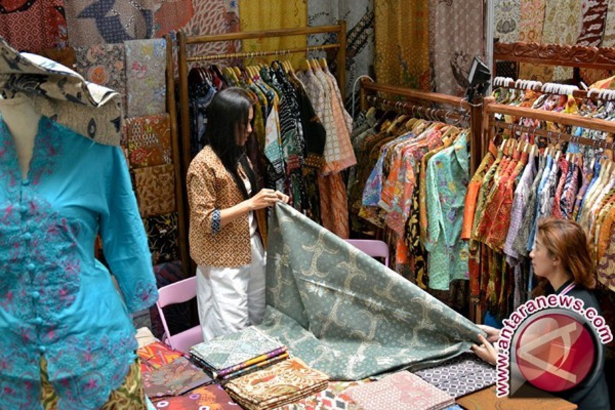 Pemkab Dorong Dekranasda Tingkatkan Pembinaan UKM